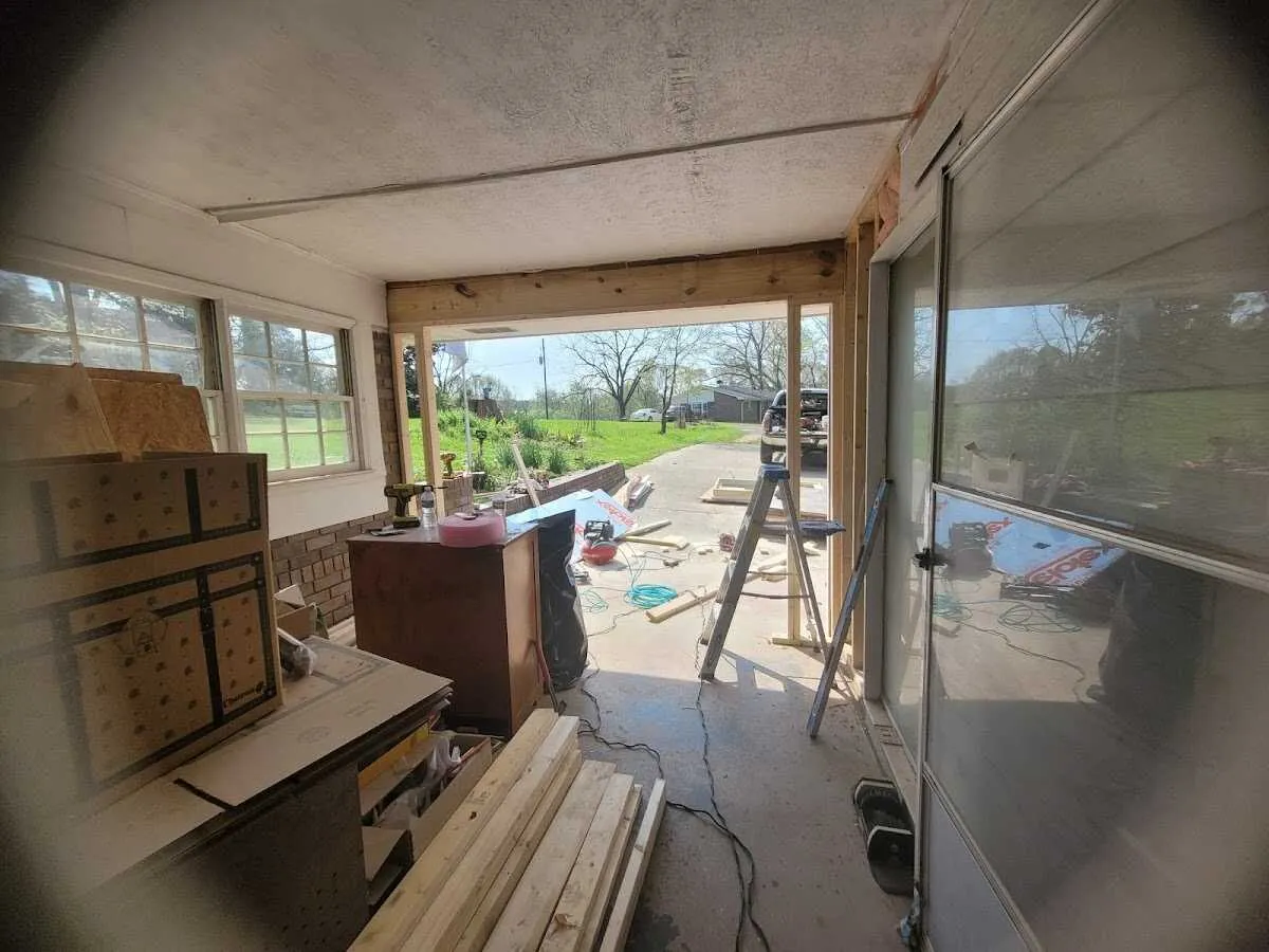 Air movers and dehumidifier for Drying & Dehumidification in Carolina Beach